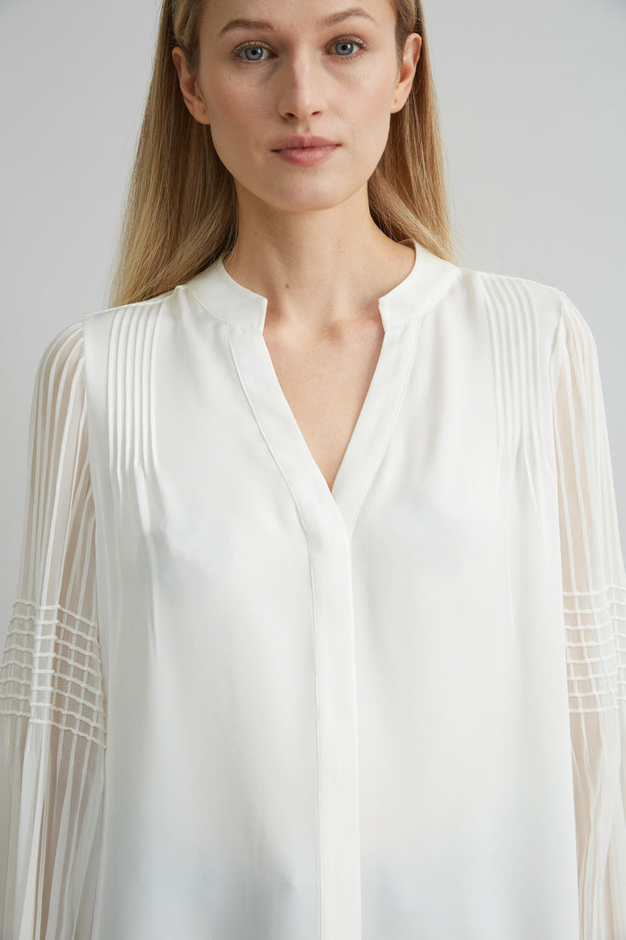 Elie Tahari Chiffon Button Down Shirt FRESH PEARL