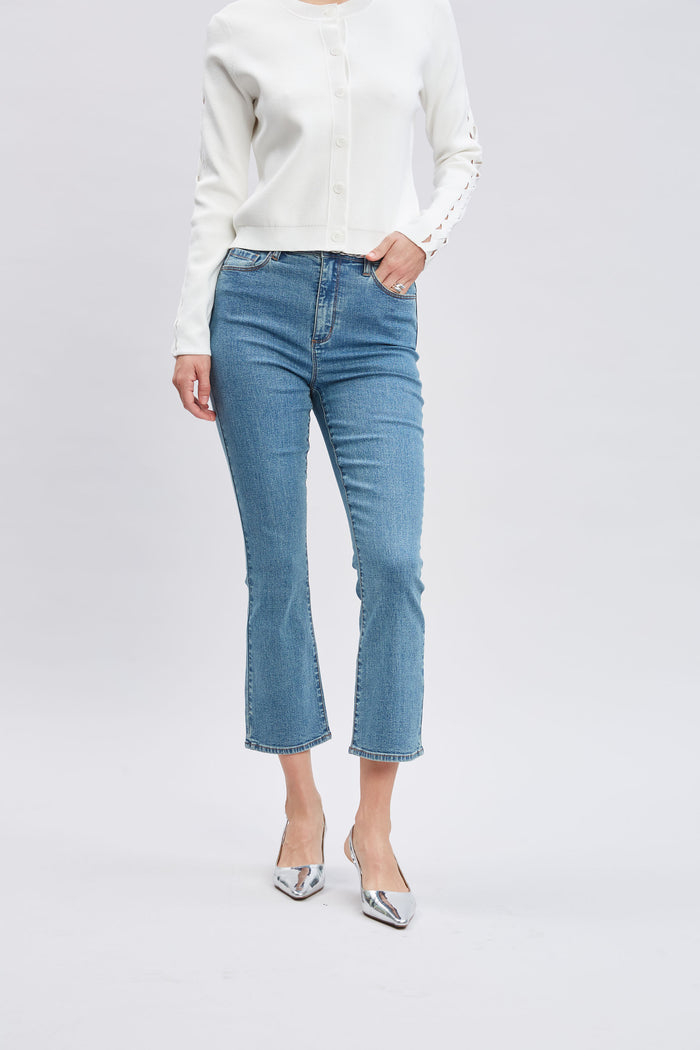 Elie Tahari Micro Flare Cropped Jeans MEDIUM WASH