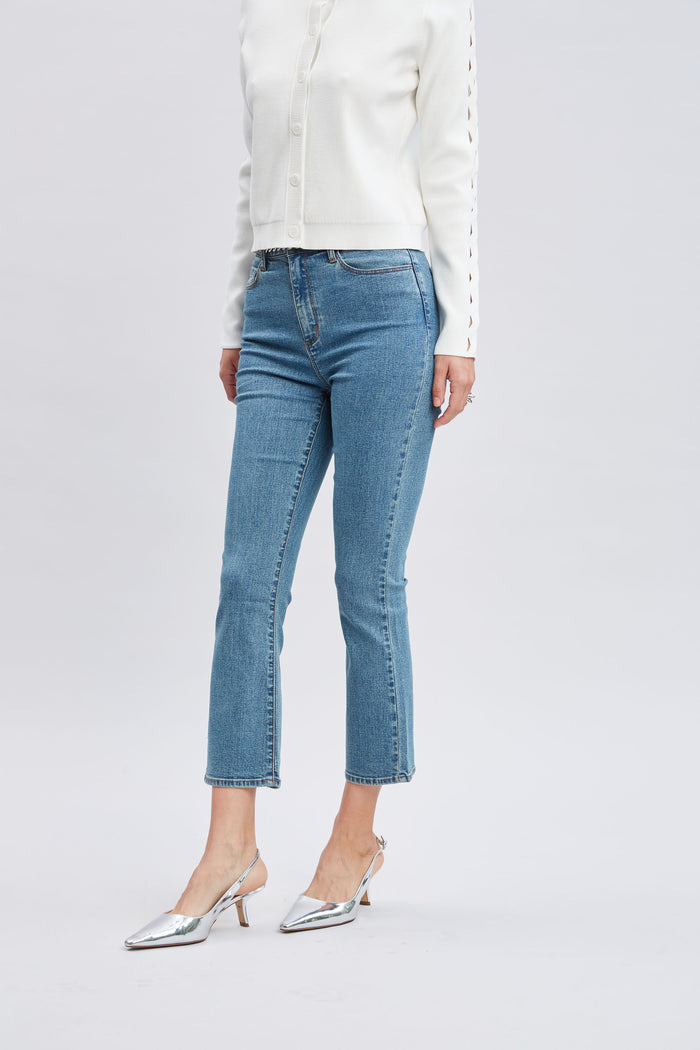 Elie Tahari Micro Flare Cropped Jeans MEDIUM WASH