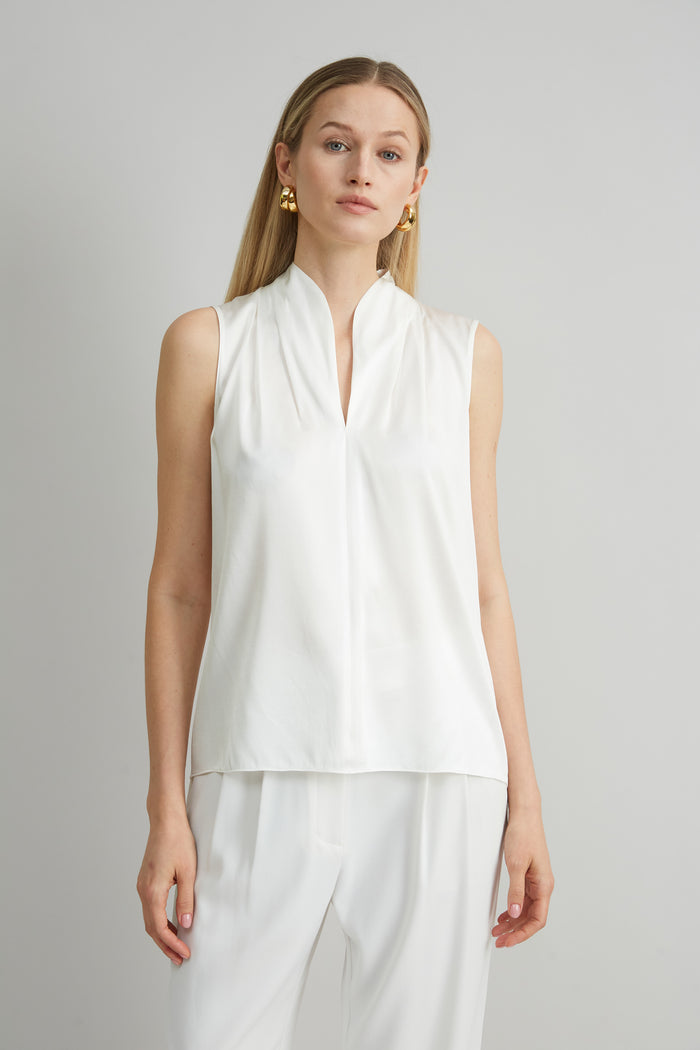 Elie Tahari Sleeveless Silk Satin Contour Shirt FRESH PEARL